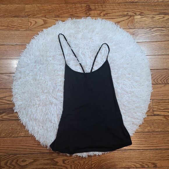 🤑NWT Fabletics Women's Black Violet Top - Picture 3 of 5